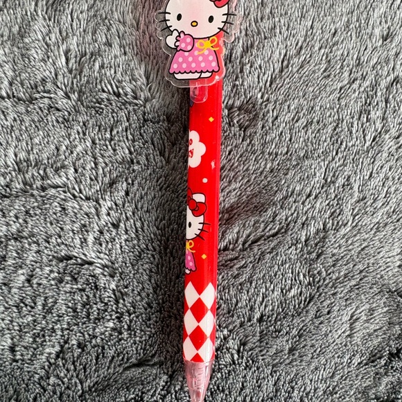 Hello Kitty Bundle - Picture 11 of 13